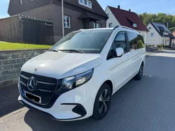 Weiß Gebraucht 2025 Mercedes V220 Style Van / Kleinbus | 57.900 € (Etwas zu teuer)