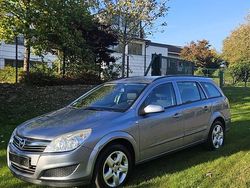 Grau Gebraucht 2008 Opel Astra Kombi | 2.000 € (Fairer Preis)