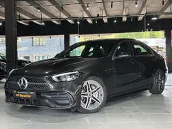Grau Gebraucht 2023 Mercedes C200 AMG line Limousine | 39.899 € (Guter Preis)