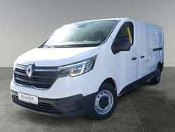Weiß Gebraucht 2023 Renault Trafic Komfort Van / Kleinbus | 28.990 €