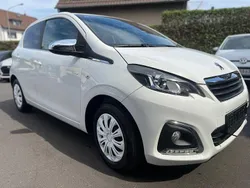 Weiß Gebraucht 2018 Peugeot 108 Style Kleinwagen | 5.999 € (Guter Preis)