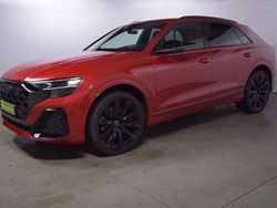 Rot Gebraucht 2024 Audi Q8 SUV | 87.096 €