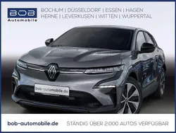 Grau Gebraucht 2023 Renault Mégane Evolution Limousine | 28.222 € (Teuer)