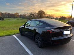 Schwarz Gebraucht 2023 Tesla Model 3 Long Range AWD Limousine | 32.500 € (Fairer Preis)