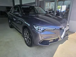 Grau Gebraucht 2019 Alfa Romeo Stelvio Super SUV | 23.900 € (Superpreis)