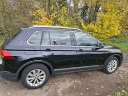 Schwarz Gebraucht 2018 VW Tiguan SUV | 21.950 € (Fairer Preis)
