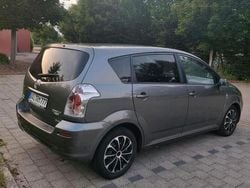 Grau Gebraucht 2007 Toyota Corolla Van / Kleinbus | 3.000 € (Etwas zu teuer)