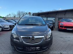 Grau Gebraucht 2011 Opel Meriva Innovation Van / Kleinbus | 4.499 € (Fairer Preis)