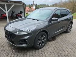 Grau Gebraucht 2021 Ford Kuga ST-Line X SUV | 23.400 € (Fairer Preis)