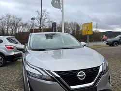 Silber Gebraucht 2022 Nissan Qashqai Acenta SUV | 24.390 € (Fairer Preis)