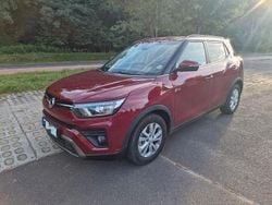Rot Gebraucht 2019 Ssangyong (KGM) Tivoli Sapphire SUV | 11.900 €