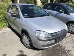 Silber metallic Gebraucht 2001 Opel Corsa Kleinwagen | 1.600 € (Fairer Preis)