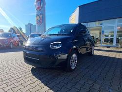 Onxyschwarz Gebraucht 2023 Fiat 500e Limousine | 19.998 € (Superpreis)