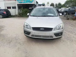 Silber Gebraucht 2006 Ford Focus Kombi | 1.250 € (Guter Preis)
