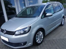 Silber Gebraucht 2011 VW Touran Highline Van / Kleinbus | 10.920 € (Etwas zu teuer)