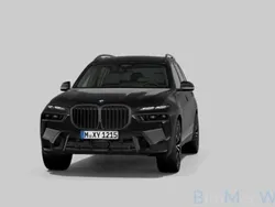 Schwarz Neu 2025 BMW X7 M Sport SUV | 131.706 € (Teuer)