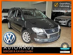 Schwarz Gebraucht 2009 VW Touran Van / Kleinbus | 5.425 € (Fairer Preis)