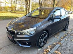 Grau Gebraucht 2018 BMW 218 Active Tourer Sport Line Van / Kleinbus | 15.500 € (Fairer Preis)