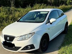 Weiß Gebraucht 2010 Seat Ibiza Kleinwagen | 3.500 € (Etwas zu teuer)