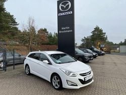 Weiß Gebraucht 2015 Hyundai i40 Edition Kombi | 10.980 € (Fairer Preis)