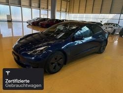 Blau Gebraucht 2021 Tesla Model 3 RWD Limousine | 27.400 € (Fairer Preis)