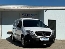 Weiß Gebraucht 2017 Mercedes Citan 109 Van / Kleinbus | 9.390 € (Fairer Preis)