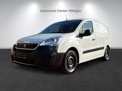 Weiß Gebraucht 2017 Peugeot Partner Comfort plus Van | 10.490 € (Fairer Preis)