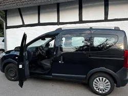 Schwarz Gebraucht 2017 Dacia Dokker Celebration Van | 6.800 € (Guter Preis)