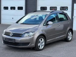 Braun Gebraucht 2013 VW Golf VII Comfortline Limousine | 5.900 € (Superpreis)