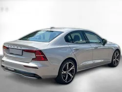 Diverse metallic Gebraucht 2023 Volvo S60 Plus Limousine | 41.760 € (Teuer)