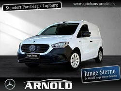 Weiß (weiß) Gebraucht 2023 Mercedes eCitan Limousine | 21.170 € (Guter Preis)