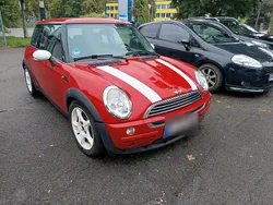 Rot Gebraucht 2001 Mini Cooper Kleinwagen | 900 €