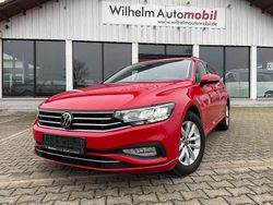 Rot Gebraucht 2023 VW Passat Business Kombi | 19.990 € (Superpreis)