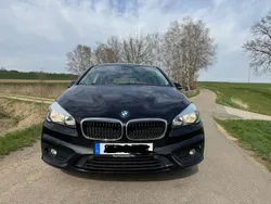 Schwarz Gebraucht 2015 BMW 216 M Sport Van / Kleinbus | 10.900 € (Fairer Preis)
