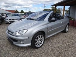 Grau Gebraucht 2004 Peugeot 206 CC Quiksilver Cabrio | 1.100 € (Guter Preis)