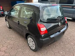 Schwarz Gebraucht 2007 Renault Twingo Kleinwagen | 2.000 €