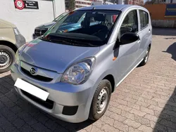 Silber Gebraucht 2008 Daihatsu Cuore Kleinwagen | 1.799 € (Fairer Preis)
