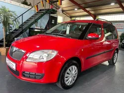Rot Gebraucht 2009 Skoda Roomster Kombi | 3.990 € (Fairer Preis)