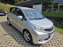 Silber Gebraucht 2012 Subaru Trezia Active Limousine | 5.490 € (Fairer Preis)