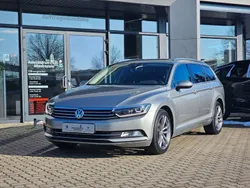 Silber Gebraucht 2017 VW Passat Highline Kombi | 18.900 € (Teuer)