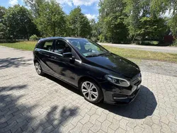Schwarz Gebraucht 2016 Mercedes B180 Urban Van / Kleinbus | 13.000 € (Fairer Preis)
