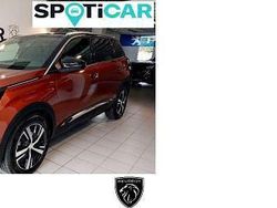 Braun Gebraucht 2023 Peugeot 5008 GT Van / Kleinbus | 31.900 € (Guter Preis)