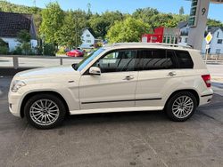 Weiß Gebraucht 2009 Mercedes GLK220 SUV | 10.999 € (Etwas zu teuer)