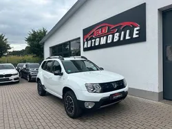 Weiß Gebraucht 2017 Dacia Duster Black Shadow SUV | 8.800 € (Fairer Preis)