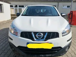 Weiß Gebraucht 2012 Nissan Qashqai SUV | 6.999 € (Fairer Preis)