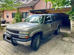 Silber Gebraucht 2001 Chevrolet Silverado SUV | 9.400 €