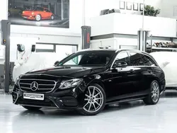 Obsidianschwarz metalliclack Gebraucht 2020 Mercedes E300 AMG Kombi | 37.890 € (Fairer Preis)