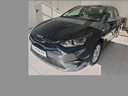 Grau Neu 2025 Kia Ceed Comfort Limousine | 25.990 € (Fairer Preis)