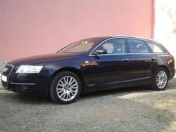 Blau Gebraucht 2005 Audi A6 Kombi | 10.499 €