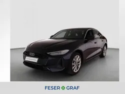 Firmamentblau metallic Gebraucht 2025 Audi A5 Basis Coupé | 43.990 € (Etwas zu teuer)